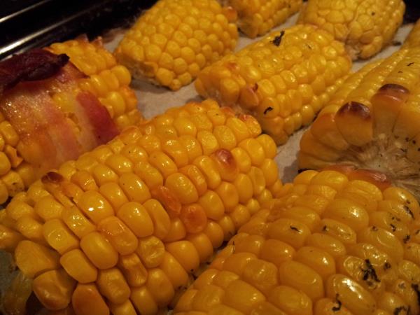 V pečici pečena koruza